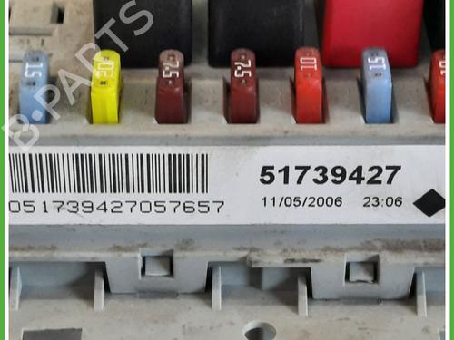 Fuse box LANCIA MUSA (350_) 1.3 D Multijet (350.AXB11, 350.AXB1A) | BP15357515E1 