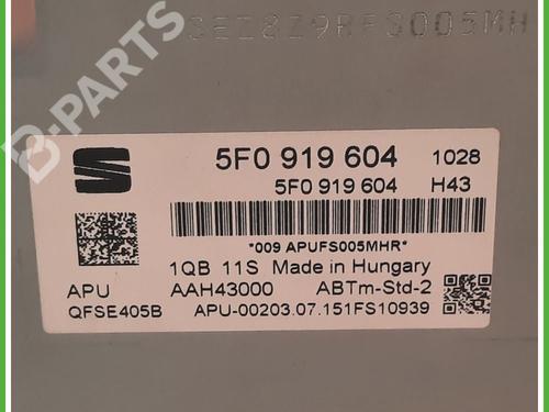 Radio SEAT LEON (5F1) 1.6 TDI | BP11868713E6