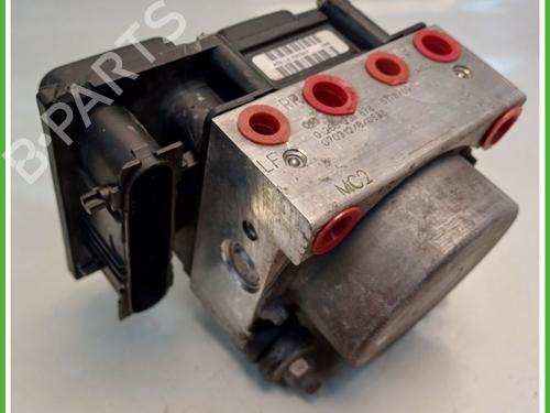 Used ABS pump FIAT GRANDE PUNTO (199_) 1.3 D Multijet (75 hp) 25613904