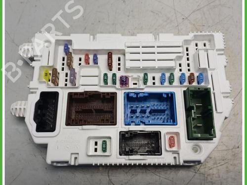 Used Fuse box Fuse box PEUGEOT 408 II (FP_, F3_, FM_) Hybrid 225 (F3DGYT) (224 hp) 40148467 40148467