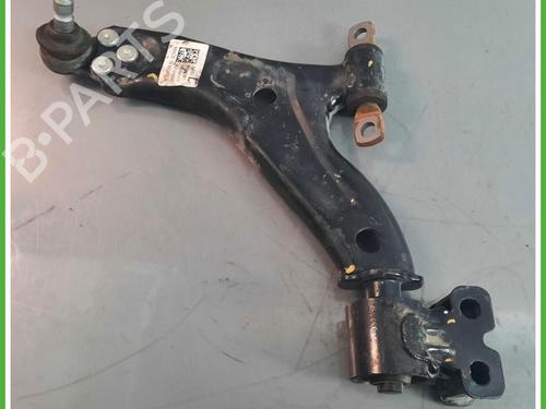 Used Left front suspension arm Left front suspension arm OPEL KARL (C16) 1.0 (73 hp) 40135700 40135700