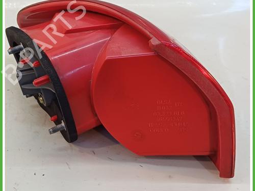 Right taillight ALFA ROMEO 147 (937_) 1.9 JTD (937.AXD1A, 937.BXD1A, 937.AXV1A, 937.BXB1A,... | BP16074029C35 
