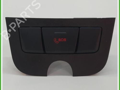 switch-mercedes-benz-gla-class-x156-2013-2014-2015-2016-2017-2018-2019-2020-2021-2022-40132900 main image