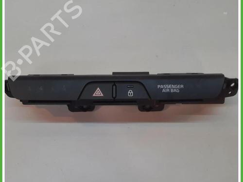 Used Switch Switch KIA RIO IV (YB, SC, FB) 1.4 CRDi 90 (90 hp) 40133473 40133473