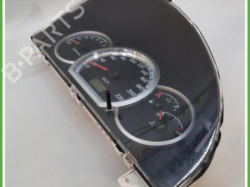 Instrument cluster CHEVROLET NUBIRA Estate 1.6 | BP14966108C47 
