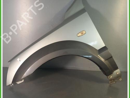 Used Left front fenders KIA SORENTO I (JC) 2.5 CRDi 4WD (140 hp) 28839374