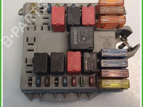 Used Fuse box FIAT DOBLO Box Body/MPV (223_) 1.9 D (223ZXB1A) (63 hp) 25708178