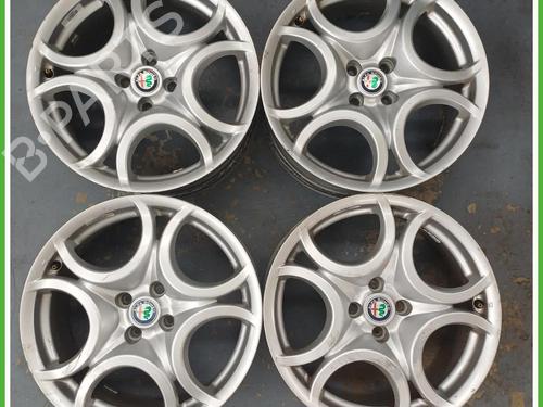 Used Wheel set Wheel set ALFA ROMEO MITO (955_) 1.4 MultiAir (955AXL1B) (105 hp) 40076507 40076507