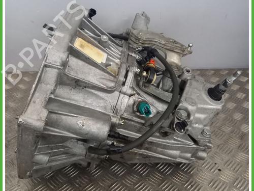 Gearbox RENAULT SCÉNIC II (JM0/1_) 1.5 dCi (JM1E, JM16) | BP13100996M3 