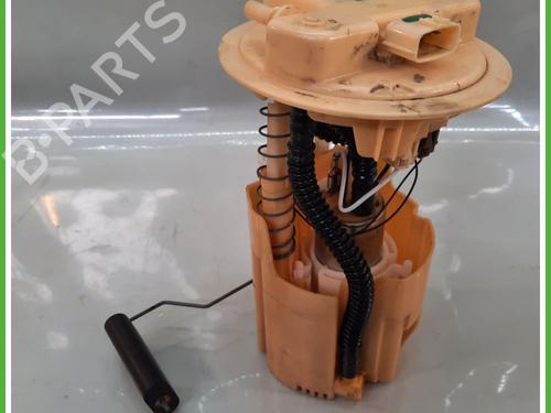Used Fuel pump RENAULT CLIO IV (BH_) 1.5 dCi 75 (75 hp) 15051593