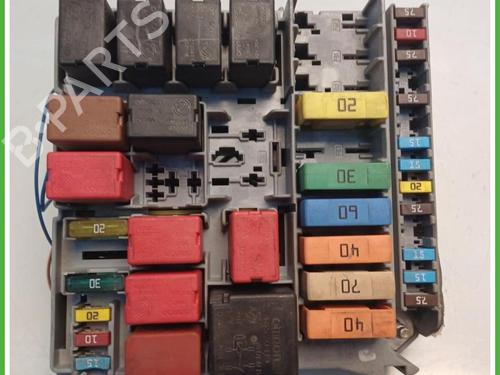 Used Fuse box Fuse box FIAT PANDA (169_) 1.2 Natural Power (169.AXB1A) (60 hp) 40145060 40145060