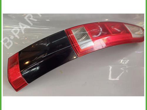 Używane Lampa tylna prawa OPEL MERIVA A MPV (X03) 1.6 16V (E75) (100 hp) 18900534