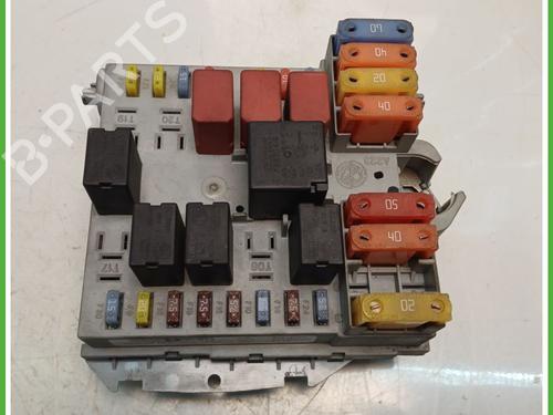 Sicherungskasten für ALFA ROMEO 159 Sportwagon (939_) 2.4 JTDM Q4 (939BXM2B) (210 hp) 31013017