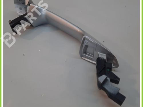 Front left exterior door handle MERCEDES-BENZ GLA-CLASS (X156) GLA 200 CDI / d (156.908) | BP11367250C128 