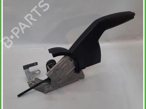 hand-brake-dacia-sandero-iii-2021-40134602 main image