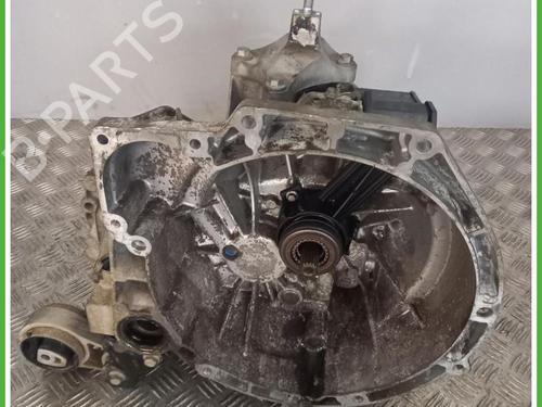 Used Gearbox Gearbox NISSAN MICRA III (K12) 1.2 16V (80 hp) 40133452 40133452