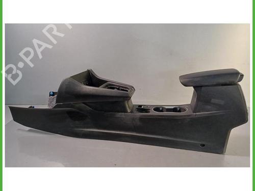 middle-console-renault-captur-ii-hf_-2020-40144336 main image