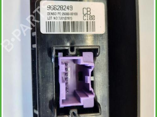 Middle console CHEVROLET CAPTIVA (C100, C140) 2.0 D 4WD | BP40135438I22 - Image 4