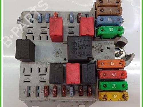 Used Fuse box Fuse box LANCIA YPSILON (843_) 1.2 (843.AXA1A) (60 hp) 40140204 40140204