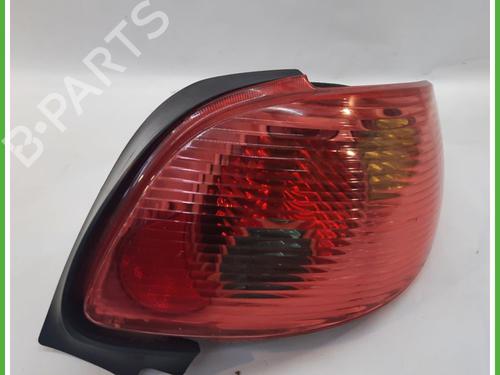 Højre baglygte PEUGEOT 206 CC (2D) 1.6 HDi 110 (109 hp) 13259256