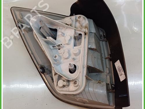 Right taillight OPEL ASTRA H Estate (A04) 1.7 CDTI (L35) | BP16030082C35 