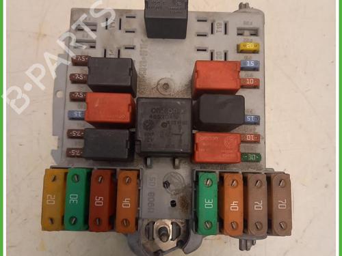 fuse-box-lancia-musa-350_-2004-2005-2006-2007-2008-2009-2010-2011-2012-40194687 main image