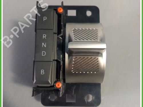 switch-peugeot-408-ii-fp_-f3_-fm_-2022-30295400 main image