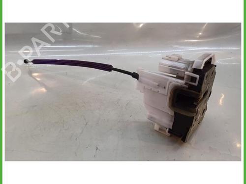 front-right-lock-fiat-tipo-saloon-356_-357_-2015-40137463 main image
