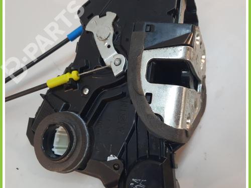 Front left lock TOYOTA AURIS (_E18_) 1.4 D-4D (NDE180_, NDE180R) | BP11720358C98 