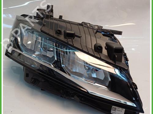 Used Right headlight PEUGEOT 308 SW III (FC_, FJ_, FR_, F4_, FN_) PureTech 130 (FRHNSL, FRHNST) (131 hp) 26733265