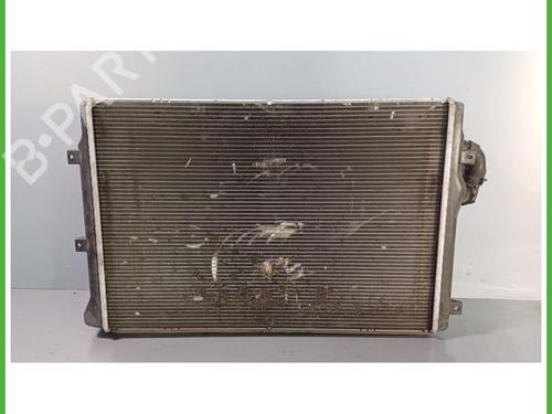 water-radiator-vw-golf-vii-variant-ba5-bv5-2013-2014-2015-2016-2017-2018-2019-2020-2021-2022-40143887 main image