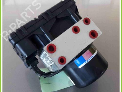 Used ABS pump JEEP GRAND CHEROKEE II (WJ, WG) 2.7 CRD 4x4 (163 hp) 13100884