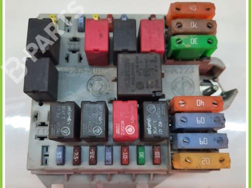 Zekeringkast FIAT PUNTO (188_) 1.3 JTD 16V (70 hp) 11756627