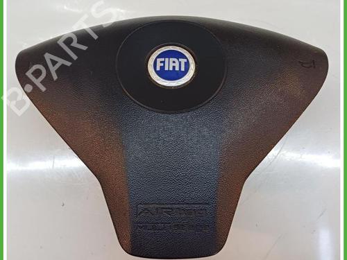Used Driver airbag Driver airbag FIAT STILO (192_) 1.8 16V (192AXC1A, 192BXC1A) (133 hp) 40138301 40138301