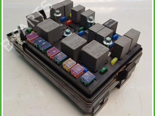 Fuse box KIA SPORTAGE II (JE_, KM_) 2.0 CRDi | BP22889809E1 