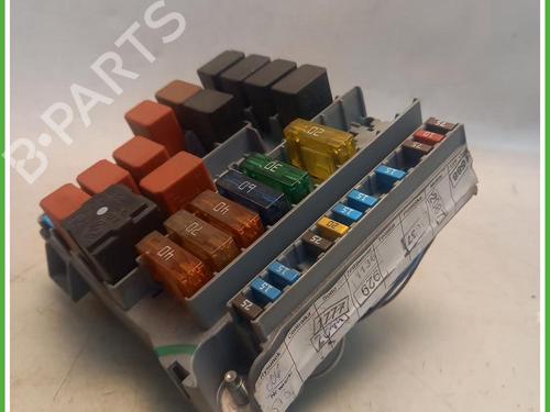 Used Fuse box Fuse box FIAT PANDA (169_) 1.2 Natural Power (169.AXB1A) (60 hp) 40073848 40073848