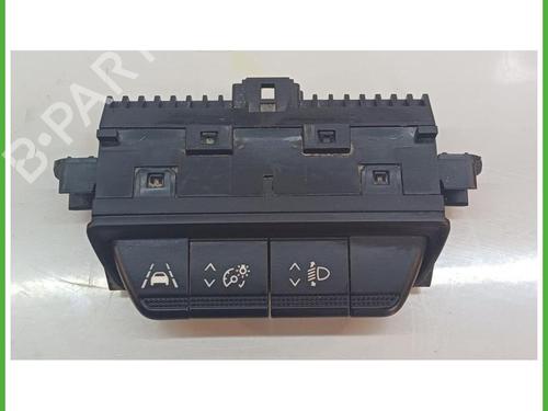 Used Switch Switch RENAULT CLIO V (B7_) 1.6 E-TECH 140 (B7MU) (140 hp) 40142528 40142528