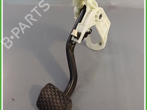 Used Pedal BMW 3 Touring (F31) 318 d (150 hp) 18602652