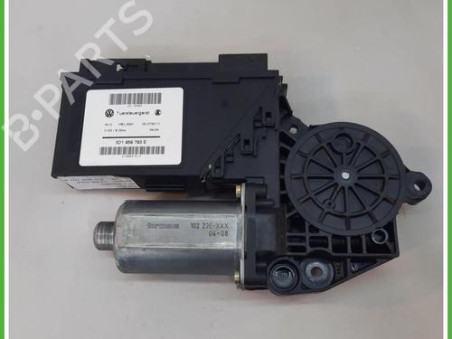 Used Left front window motor Left front window motor PORSCHE CAYENNE (9PA) 3.2 (250 hp) 40134831 40134831