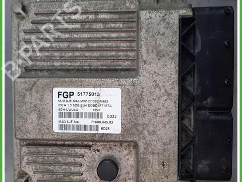 Used Engine control unit (ECU) Engine control unit (ECU) LANCIA MUSA (350_) 1.3 D Multijet (350.AXB11, 350.AXB1A) (70 hp) 40135959 40135959