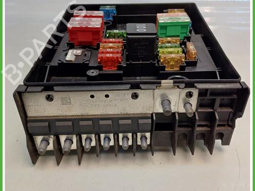 Fuse box VW GOLF VI (5K1) 2.0 TDI | BP22428003E1 