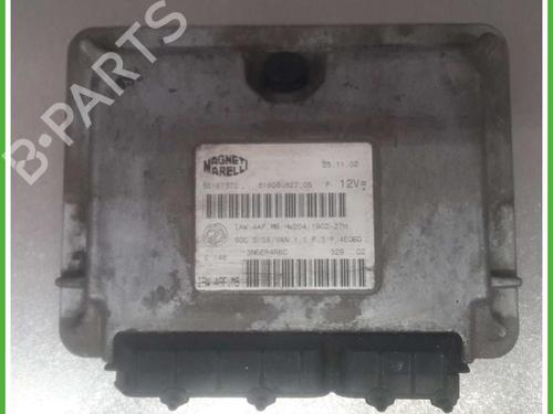 Used Engine control unit (ECU) Engine control unit (ECU) FIAT SEICENTO / 600 (187_) 1.1 (187AXB, 187AXB1A, 187AXC1A02) (54 hp) 40130717 40130717
