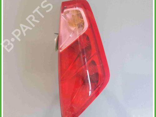 right-taillight-fiat-grande-punto-199_-2005-40130316 main image