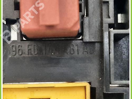 Fuse box FORD FIESTA IV (JA_, JB_) 1.25 i 16V | BP11369444E1 