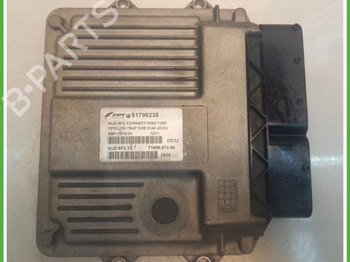 Used Engine control unit (ECU) LANCIA YPSILON (843_) 1.3 D Multijet (843.AXF11, 843.AXF1A, 843.AXM11,... (75 hp) 29629577