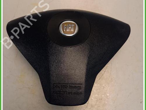 Used Driver airbag Driver airbag FIAT MULTIPLA (186_) 1.6 (186AXC1A, 186BMC1A, 186BXC1A) (103 hp) 40073428 40073428