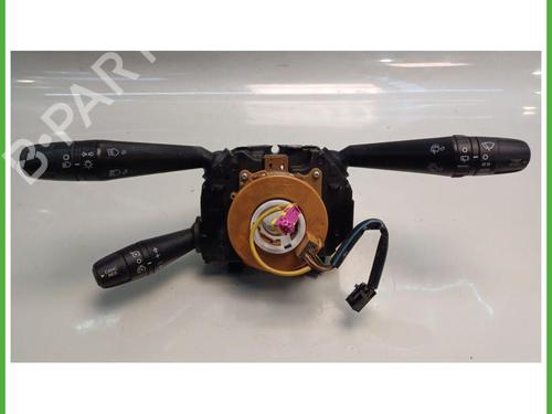Used Switch Switch FIAT 500L (351_, 352_) 1.3 D Multijet (199LXY1A, 199LXY11) (84 hp) 40143843 40143843