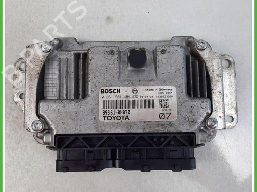 Used Engine control unit (ECU) Engine control unit (ECU) PEUGEOT 107 (PM_, PN_) 1.0 (68 hp) 40131312 40131312