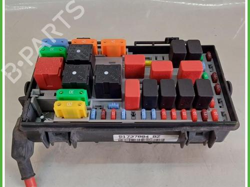 fuse-box-fiat-grande-punto-199_-2005-40136201 main image