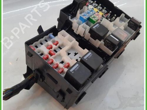 fuse-box-ford-c-max-dm2-2007-2008-2009-2010-40135529 main image